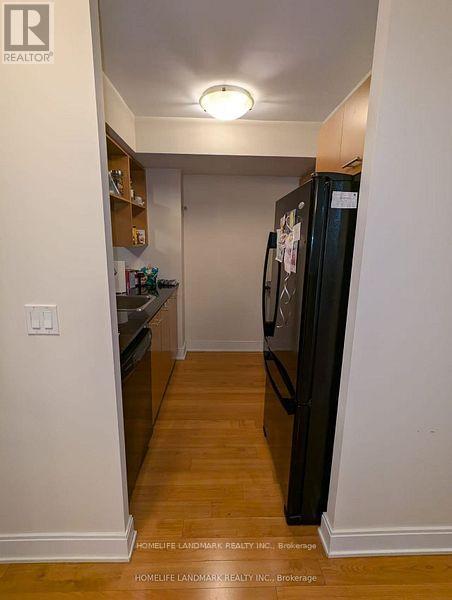 2021 - 135 VILLAGE GREEN SQUARE