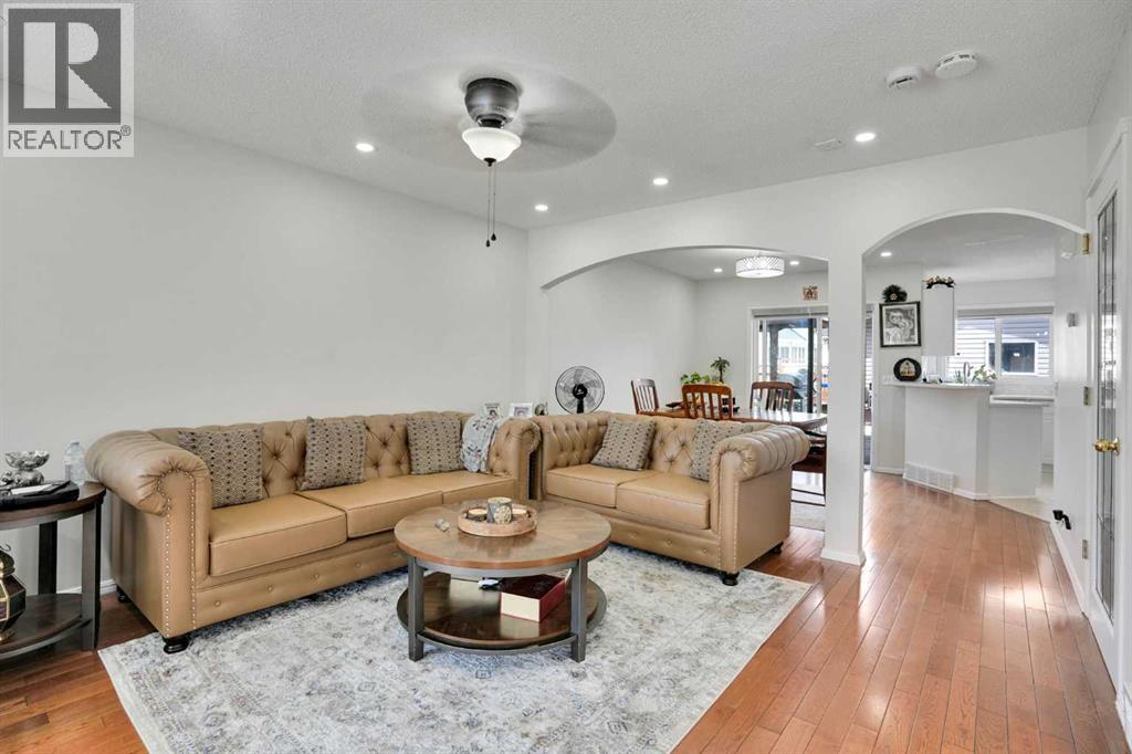 143 Taralea Gardens NE