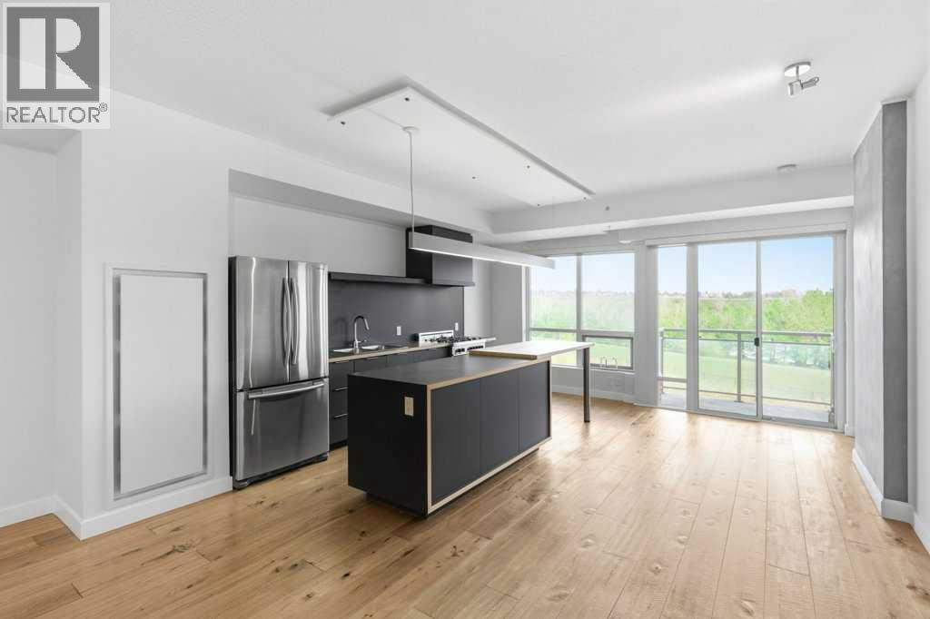 421, 63 Inglewood Park SE