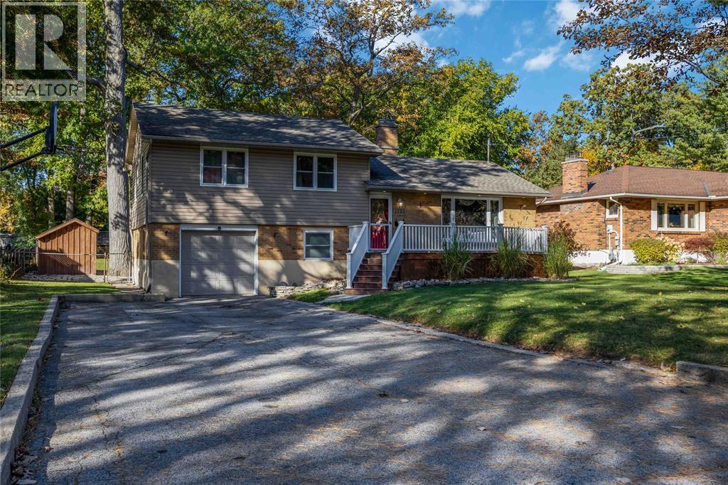 1725 Rutherglen CLOSE