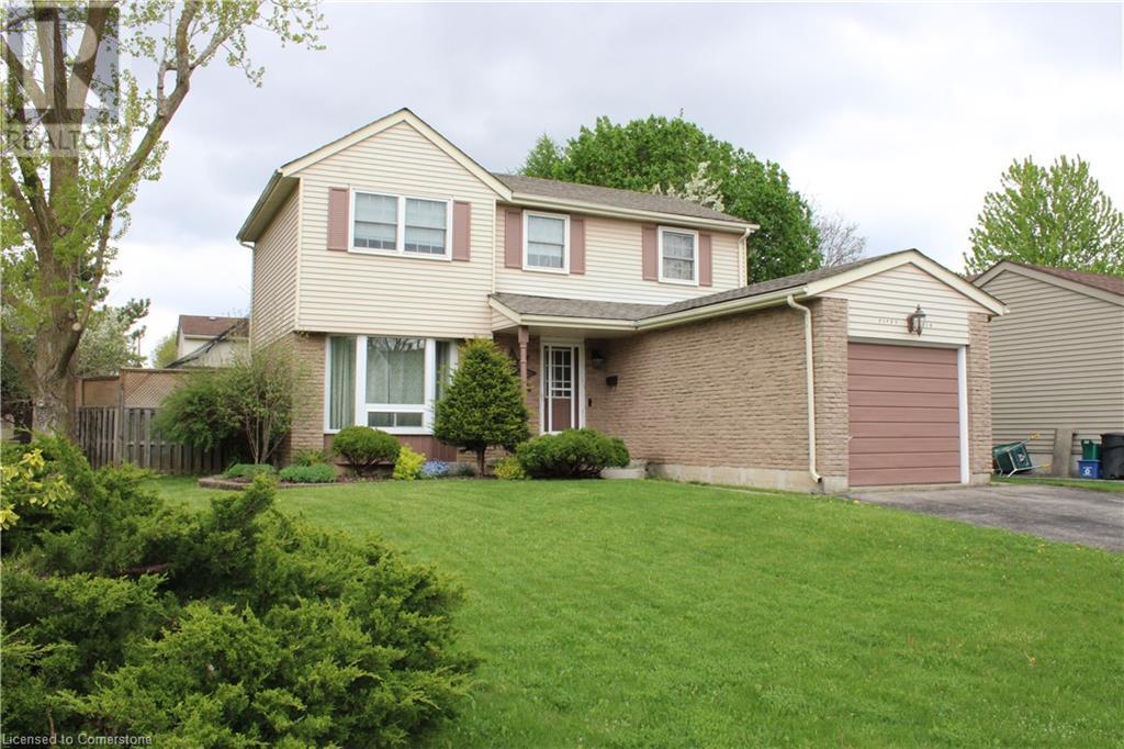 56 TRAILWOOD Crescent