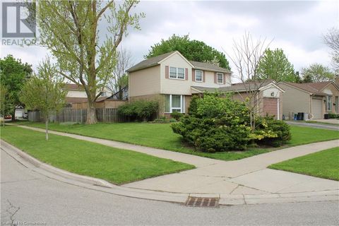 56 TRAILWOOD Crescent Kitchener ON N2N1V7