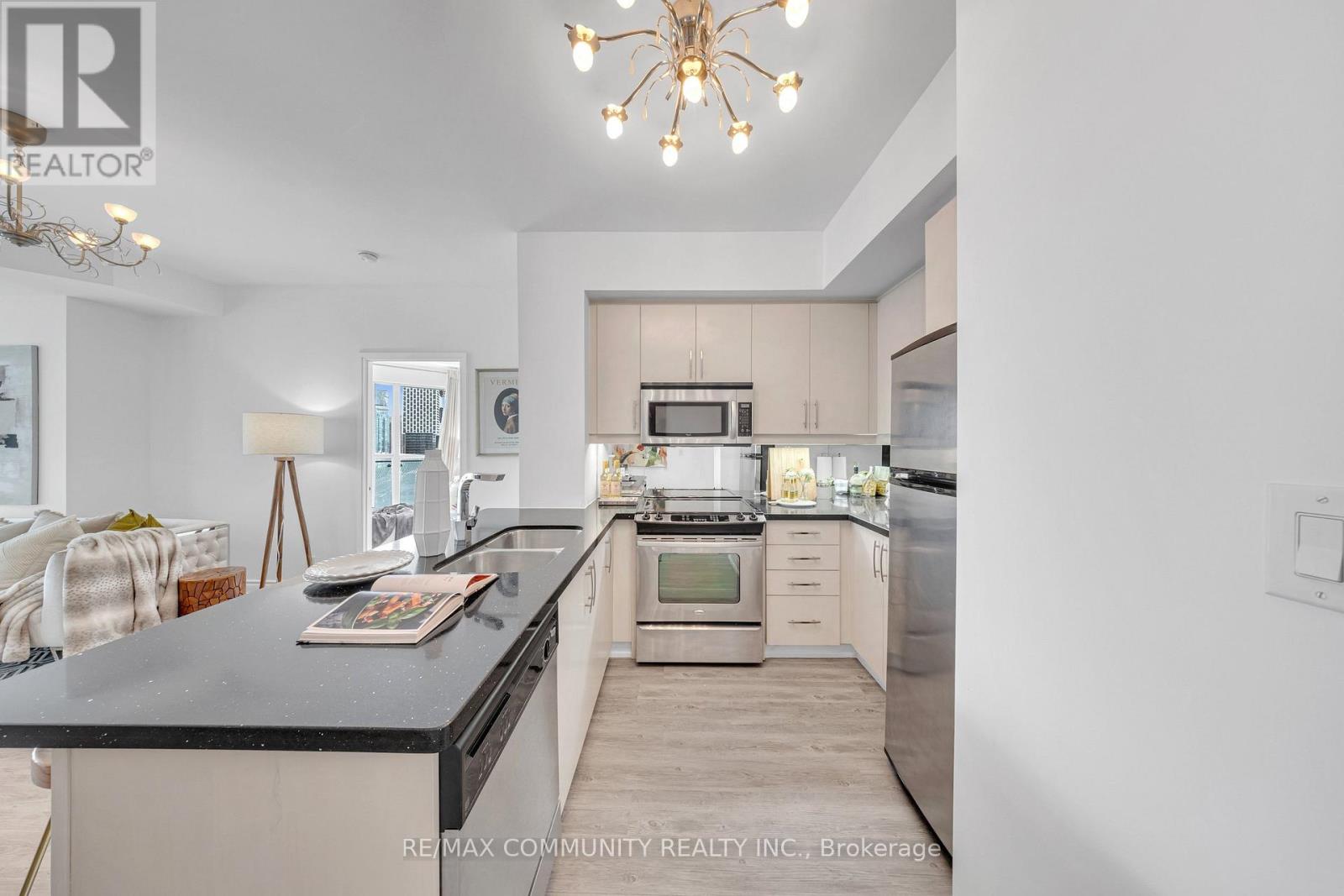 1905 - 50 ABSOLUTE AVENUE