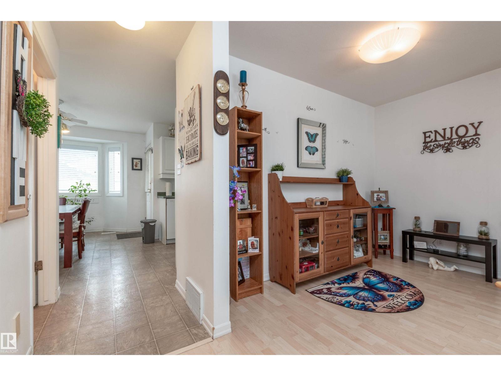 #25 3645 145 AV NW