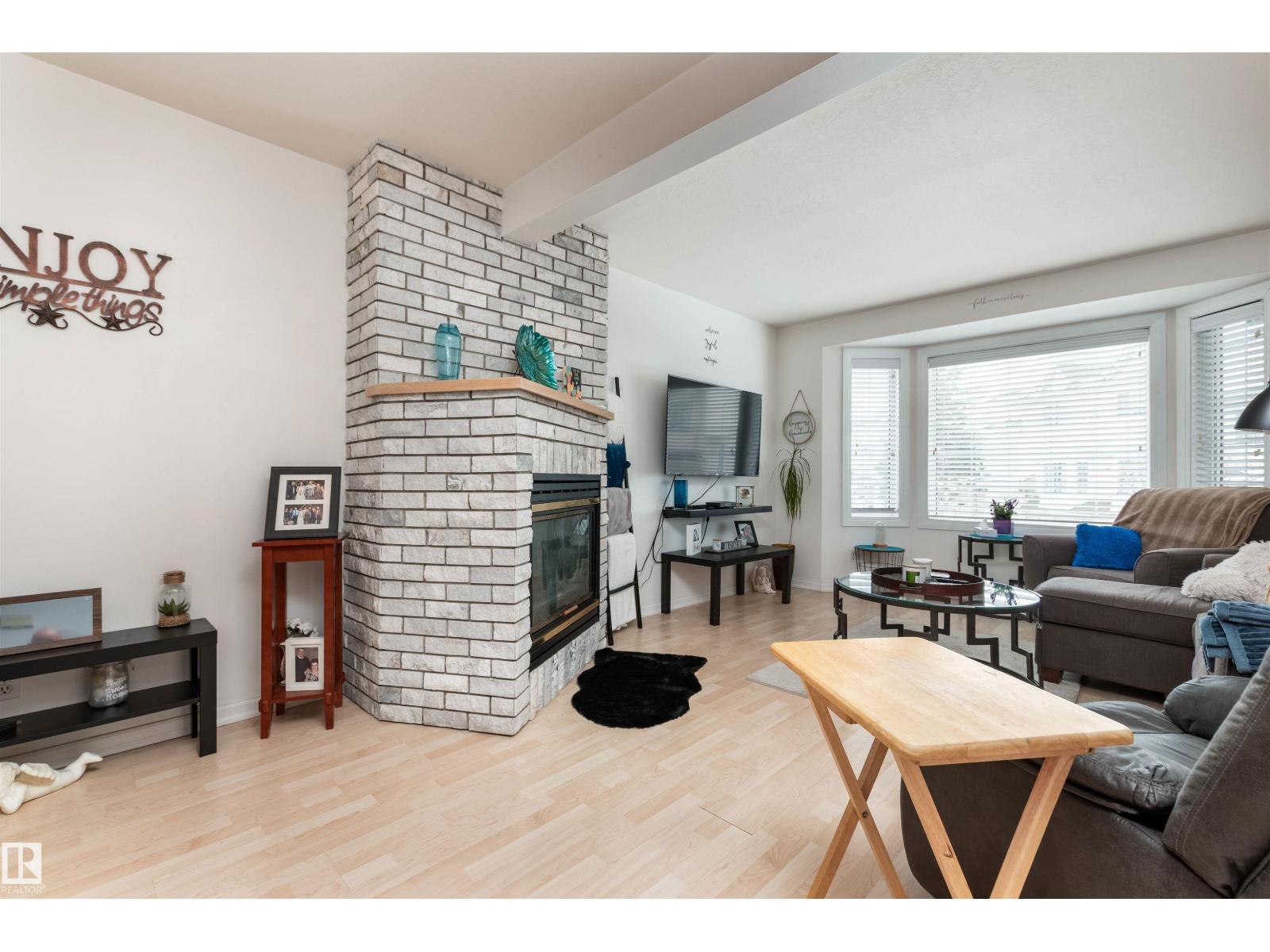 #25 3645 145 AV NW