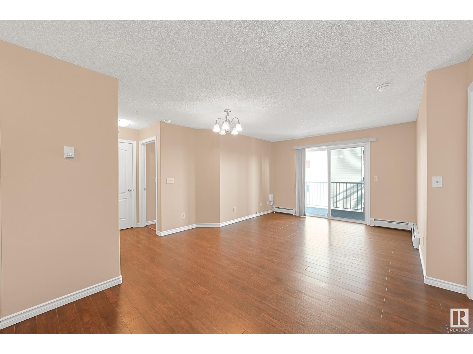 #309 7511 171 ST NW