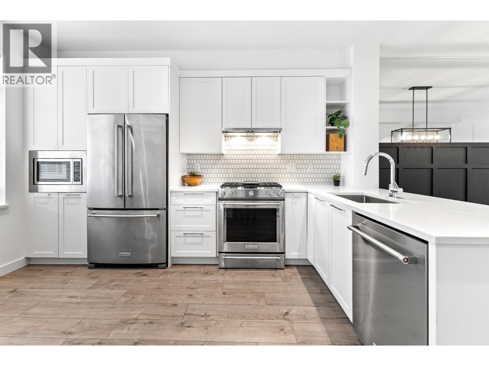 134 1220 ROCKLIN STREET