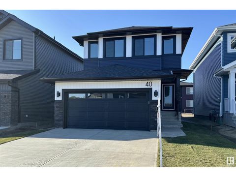 40 RASPBERRY RD St. Albert AB T8N8A3