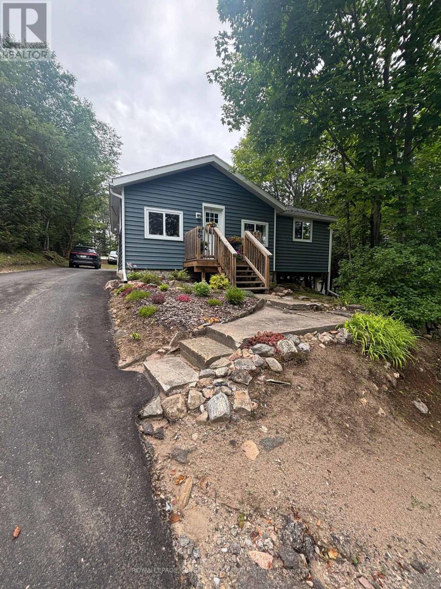 39 CLEAK AVENUE N