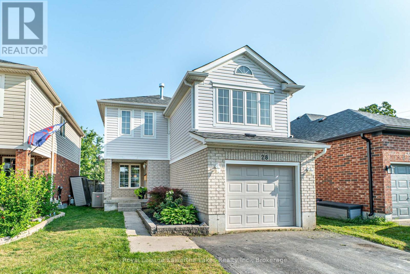28 LANG COURT