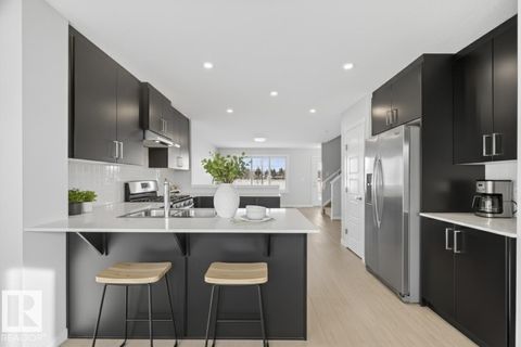 189 GRIESBACH RD NW Edmonton AB T5E6Z9