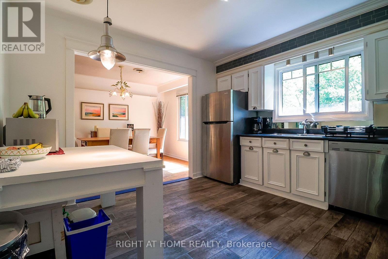 2 CEDARVIEW DRIVE