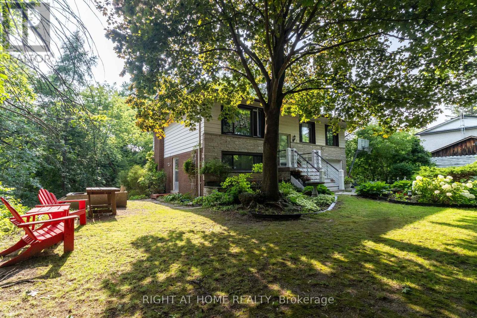 2 CEDARVIEW DRIVE