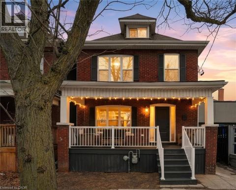 305 CANNON Street E Hamilton ON L8L2B7