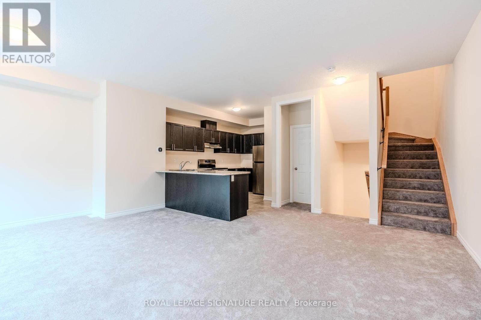 149 - 677 PARK ROAD N