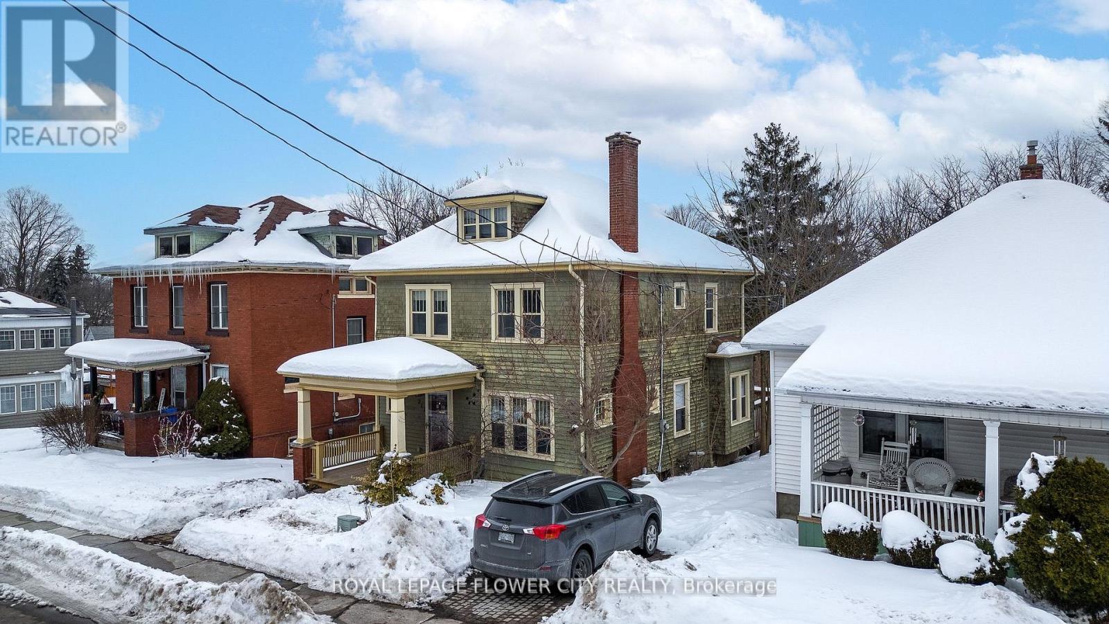 217 EARL STREET