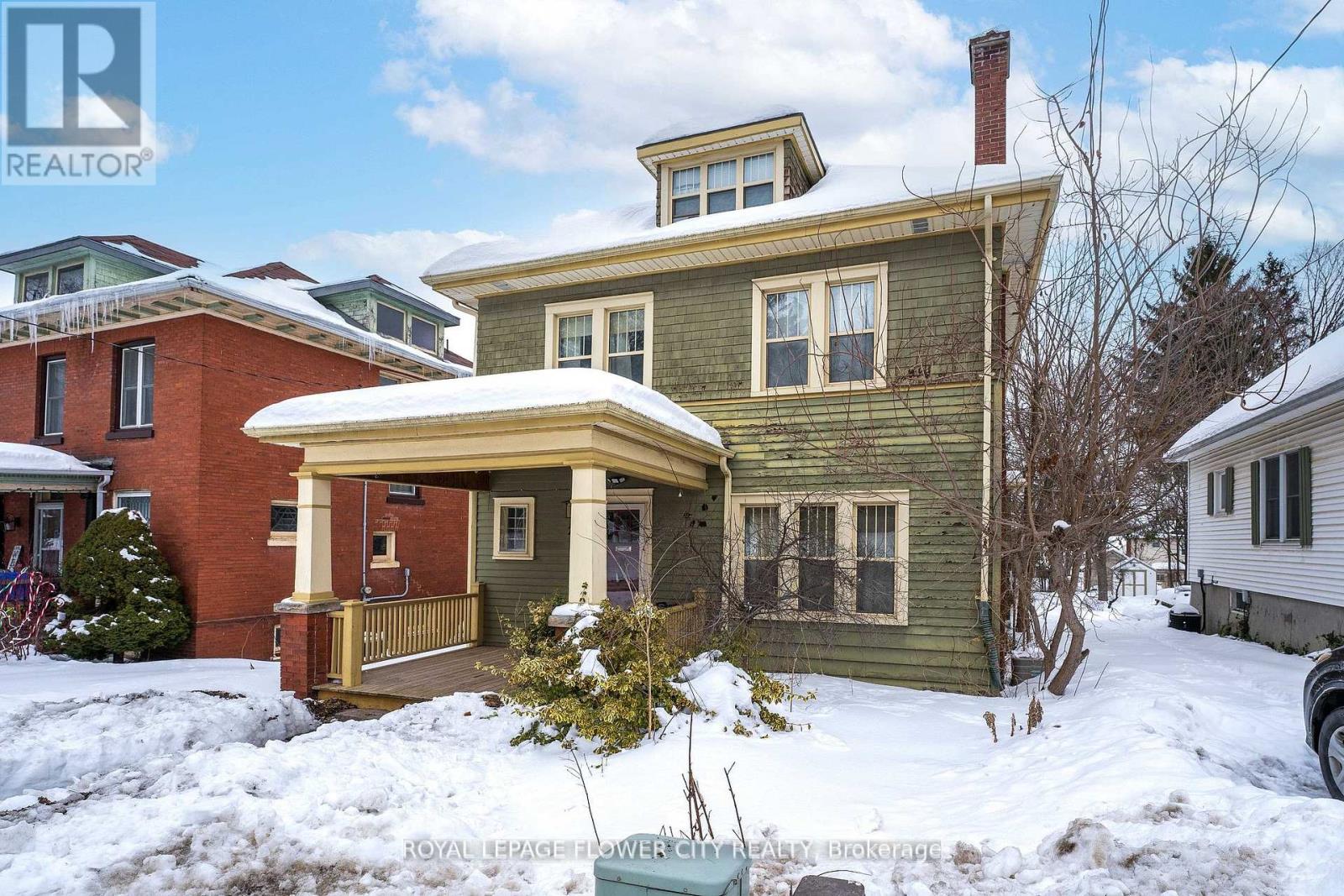 217 EARL STREET