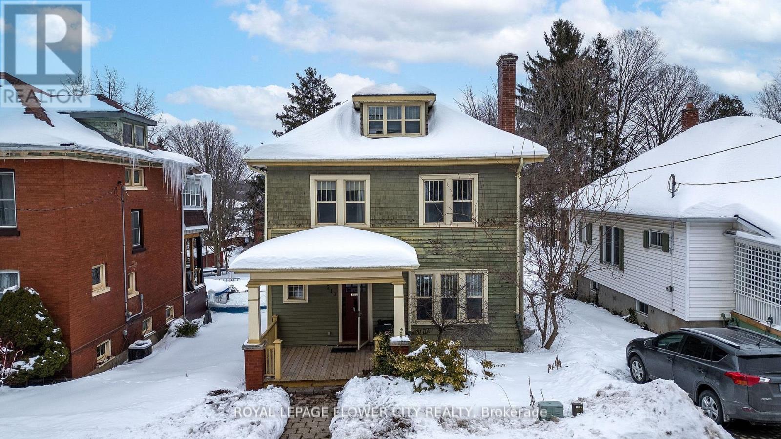 217 EARL STREET