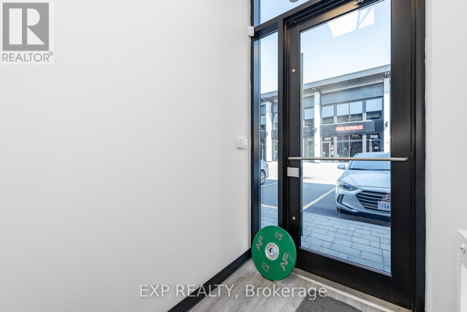 206 & 208 - 2310 ST LAURENT BOULEVARD