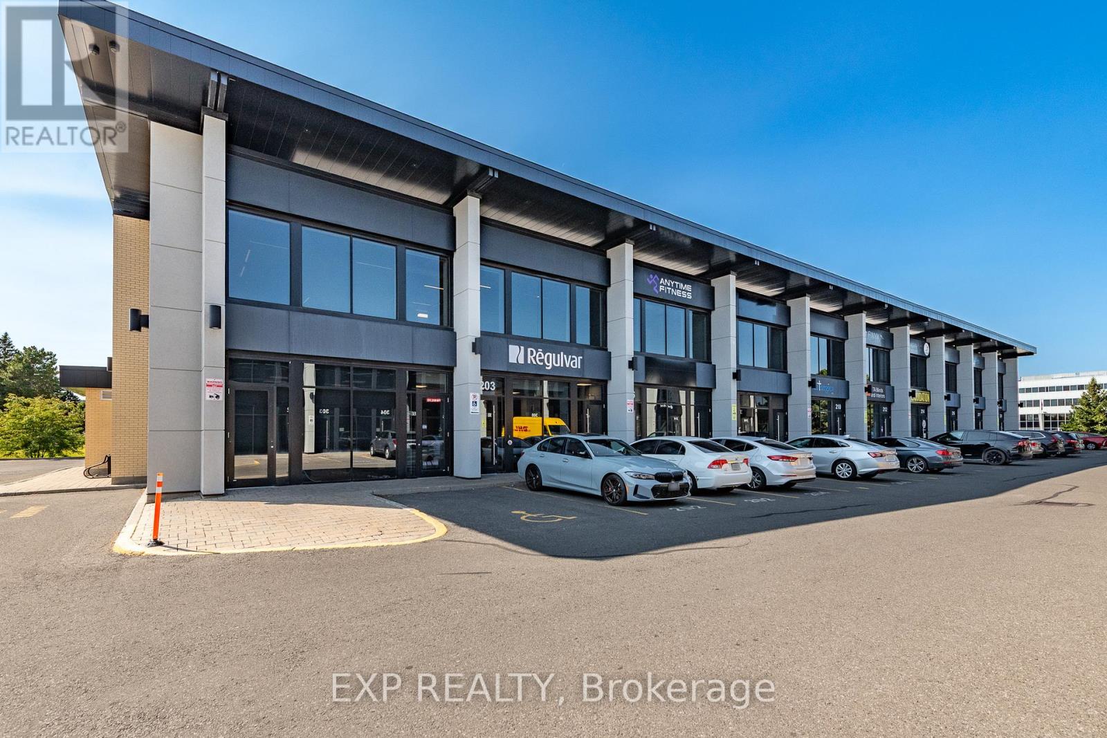 206 & 208 - 2310 ST LAURENT BOULEVARD