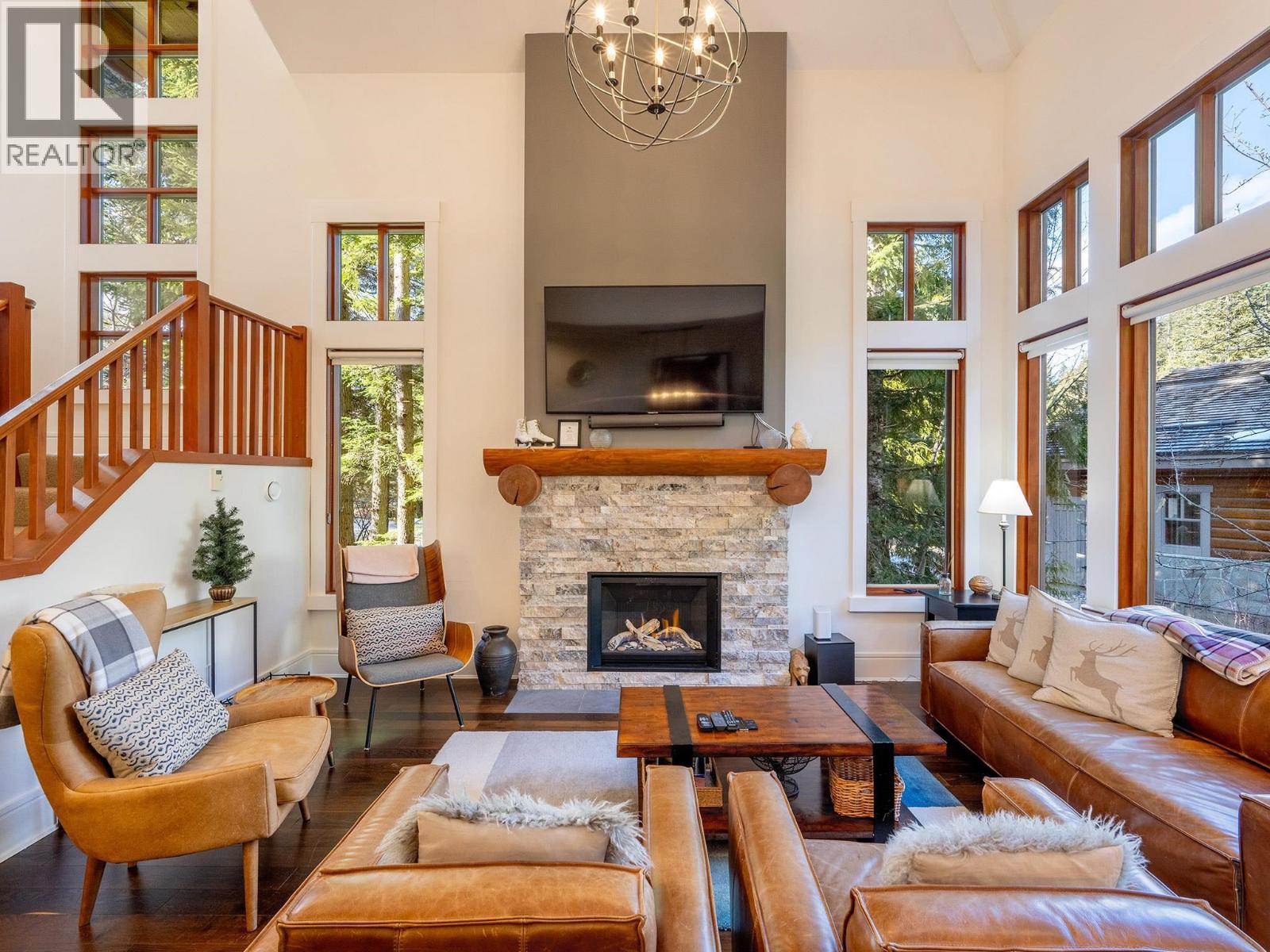 2 2324 TALUSWOOD PLACE