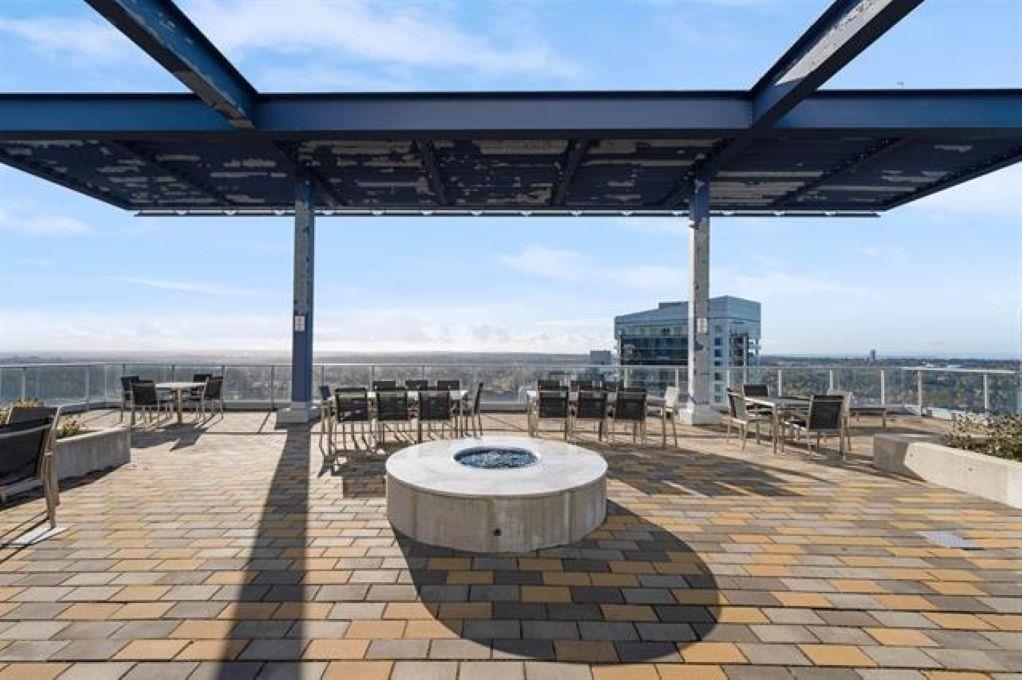 3909 13750 100 AVENUE