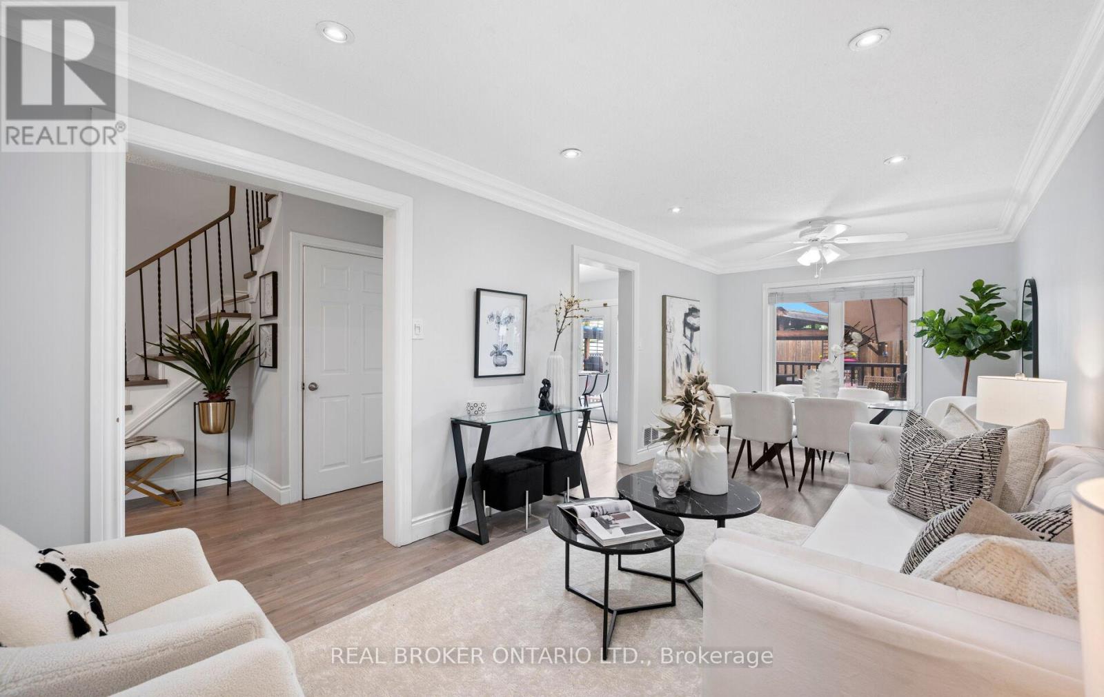 52 VIVALDI CRESCENT