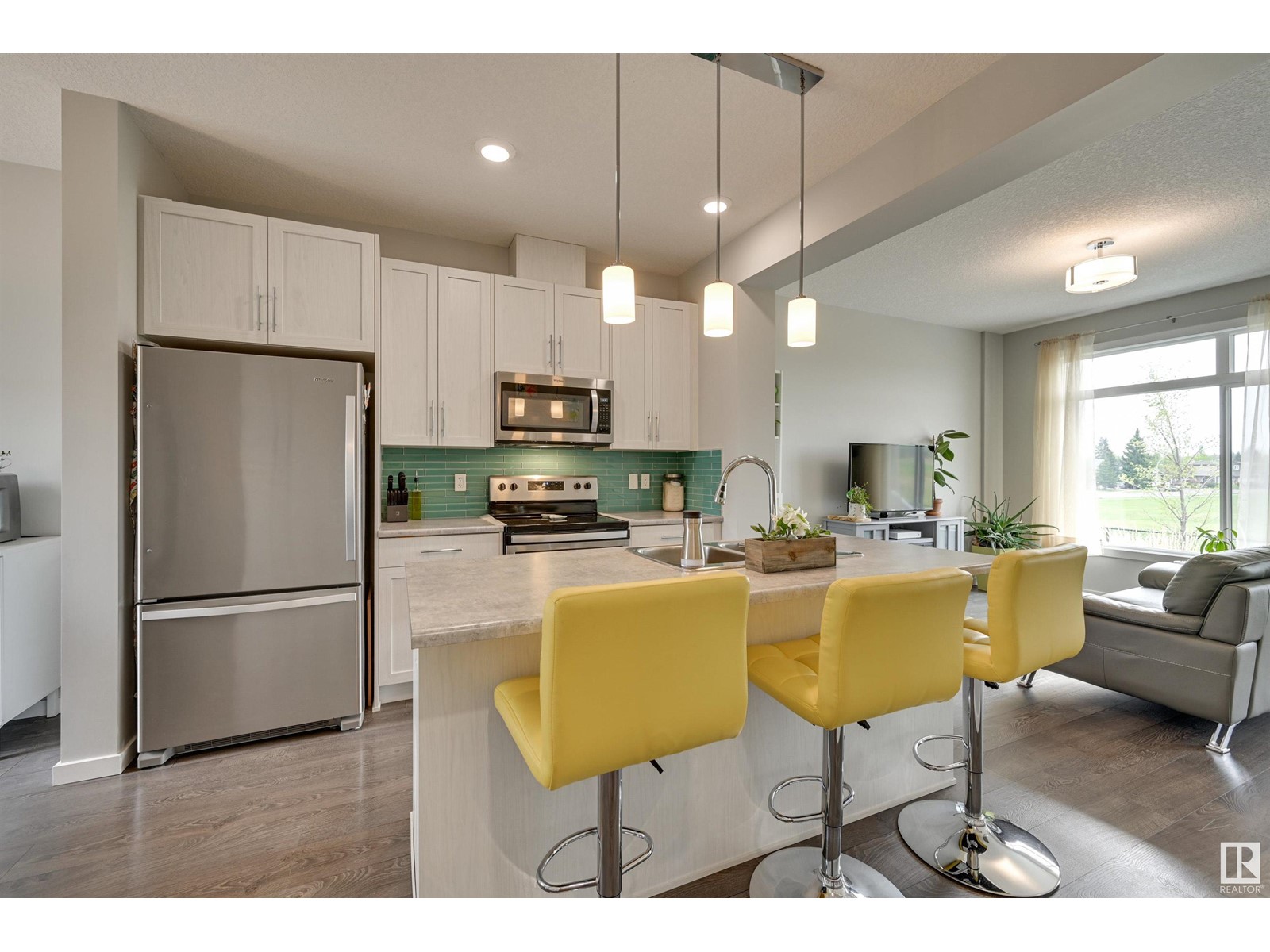 #49 215 SADDLEBACK RD NW