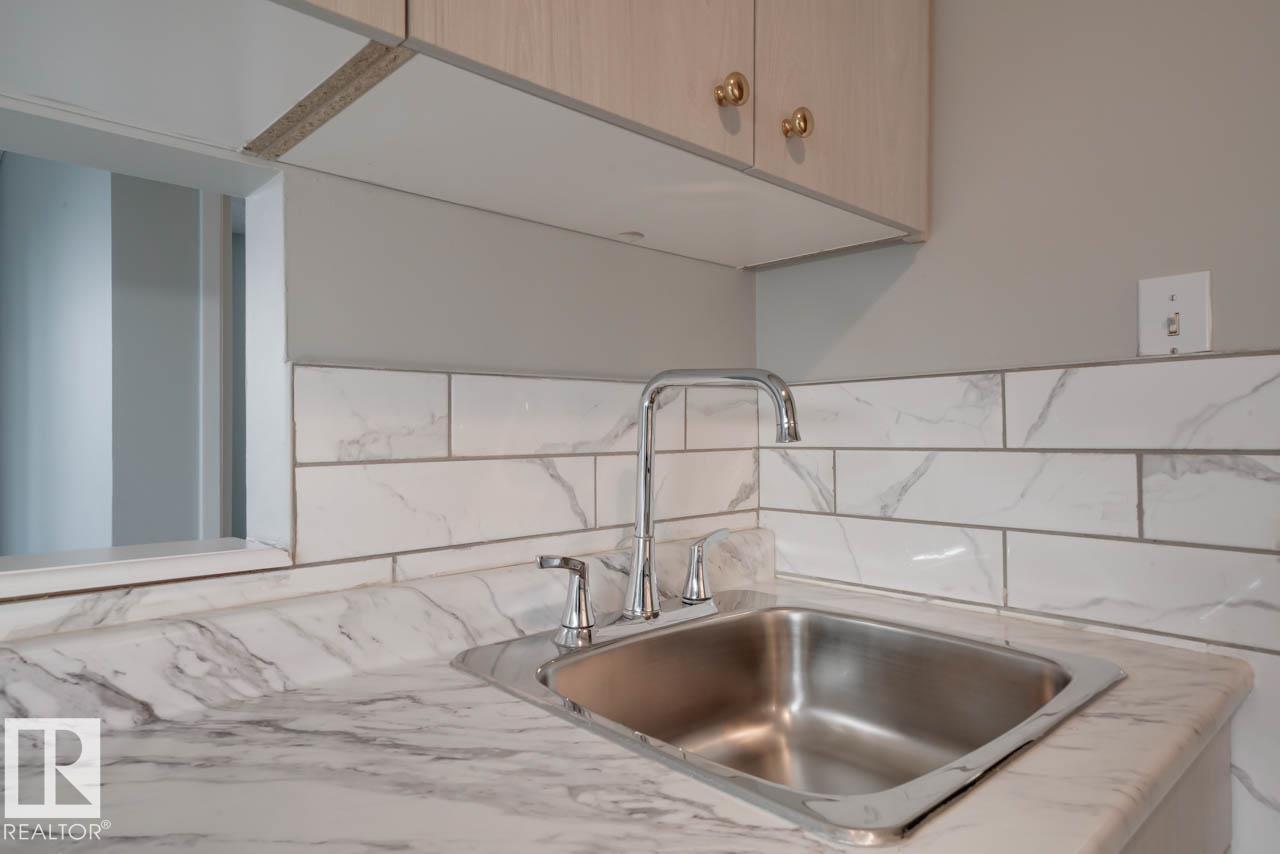 #220 600 KIRKNESS RD NW