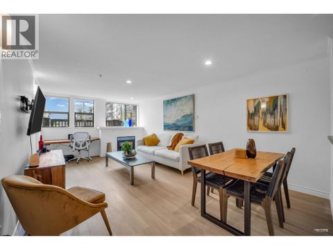 207 305 LONSDALE AVENUE North Vancouver BC V7M2G3