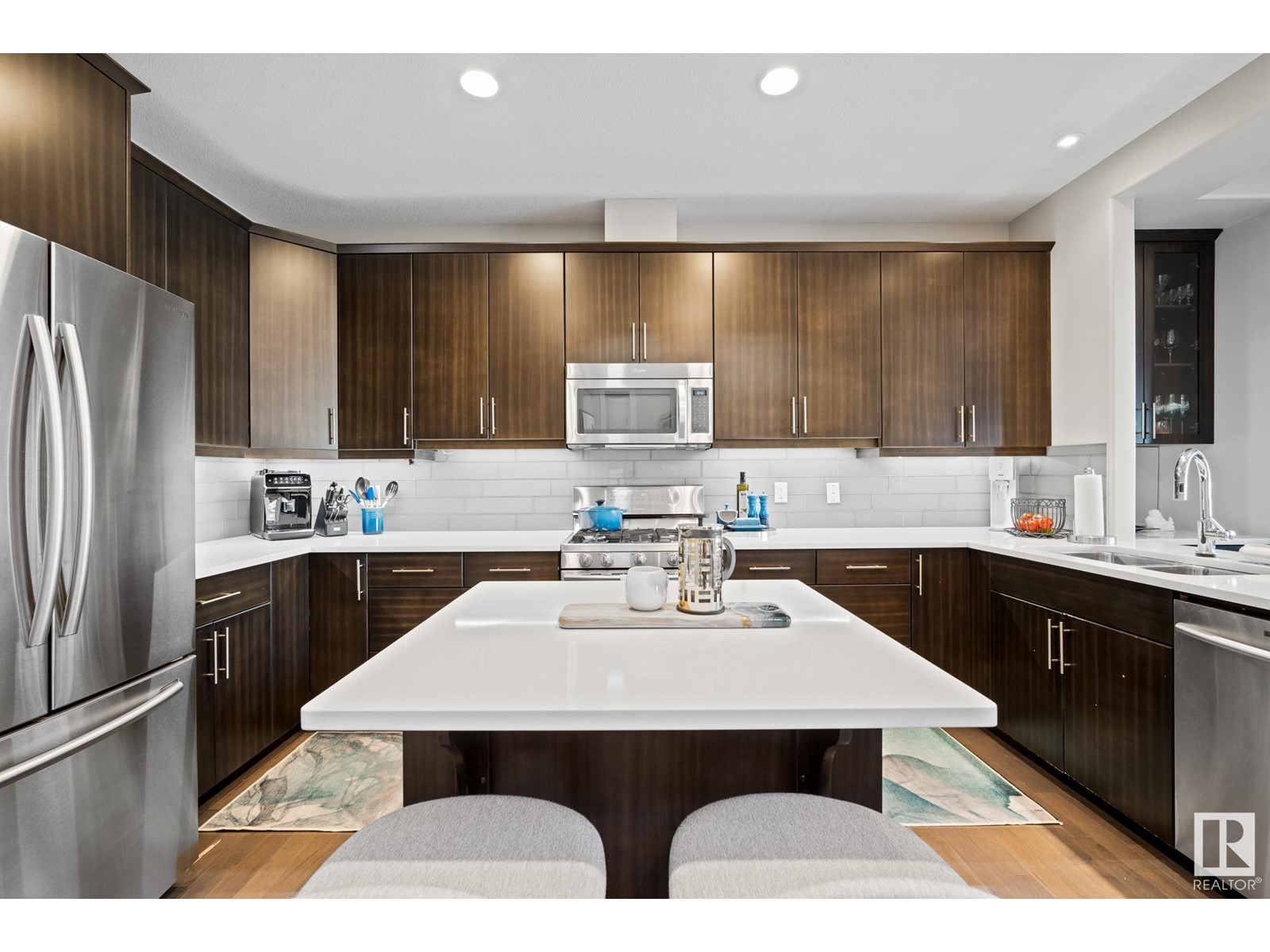 3230 ALLAN WY SW