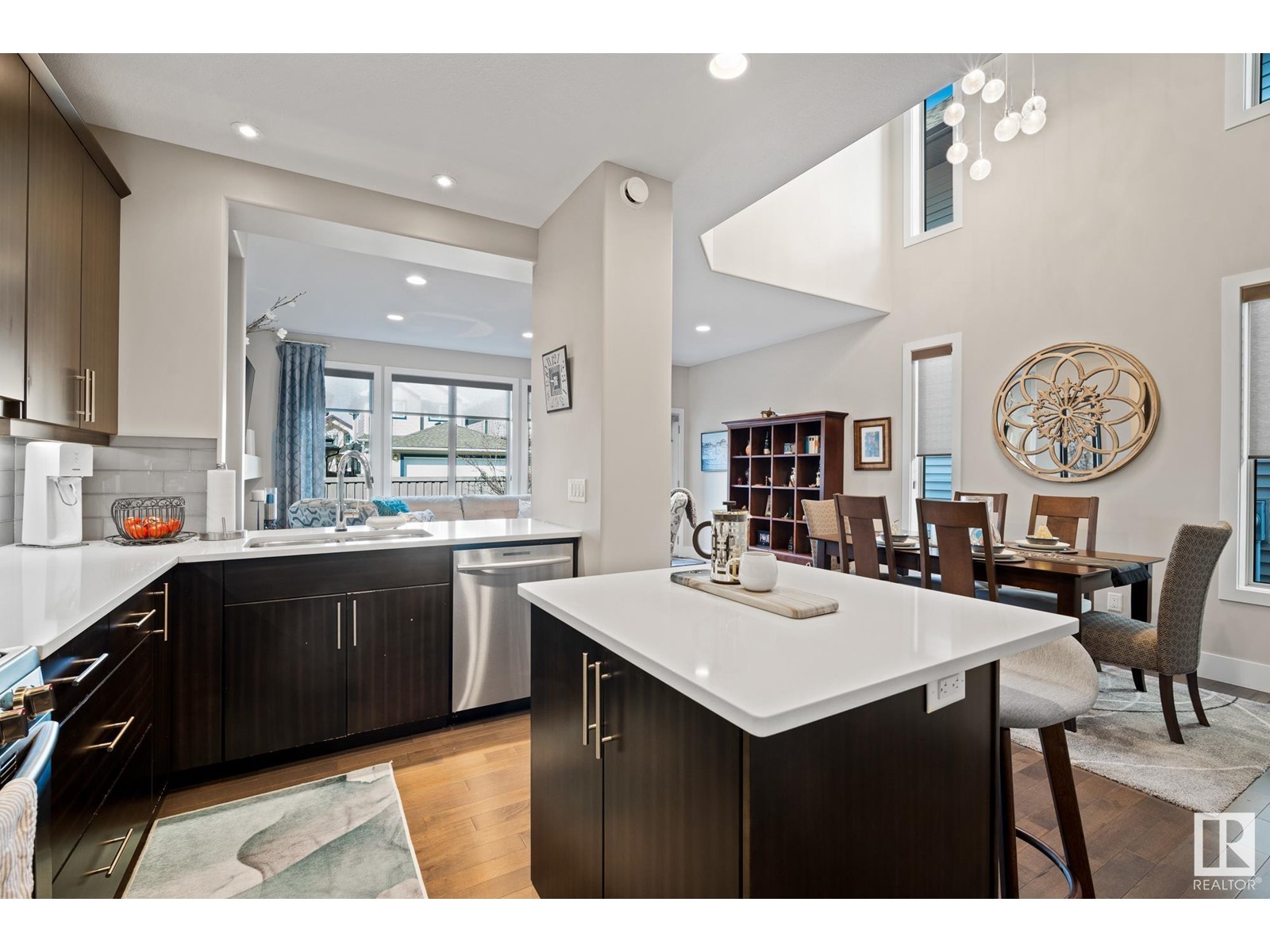 3230 ALLAN WY SW