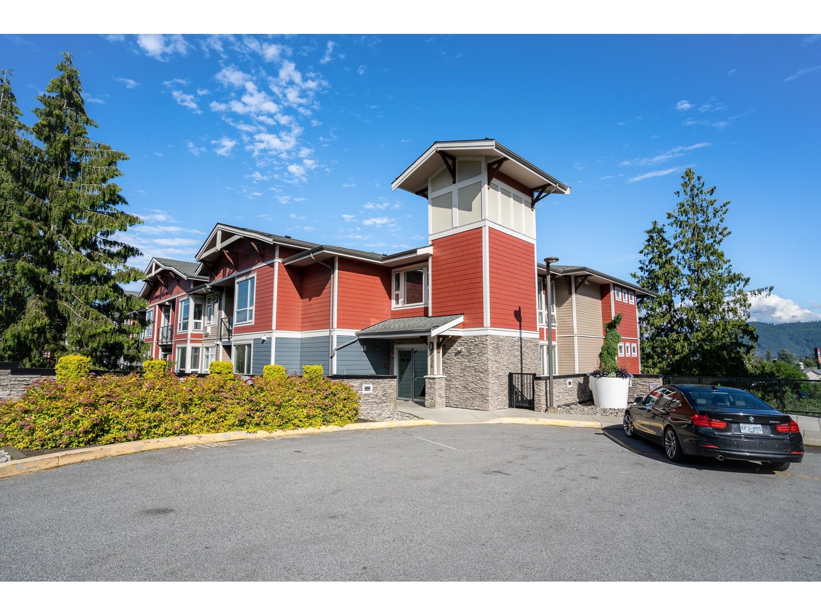406 2238 WHATCOM ROAD