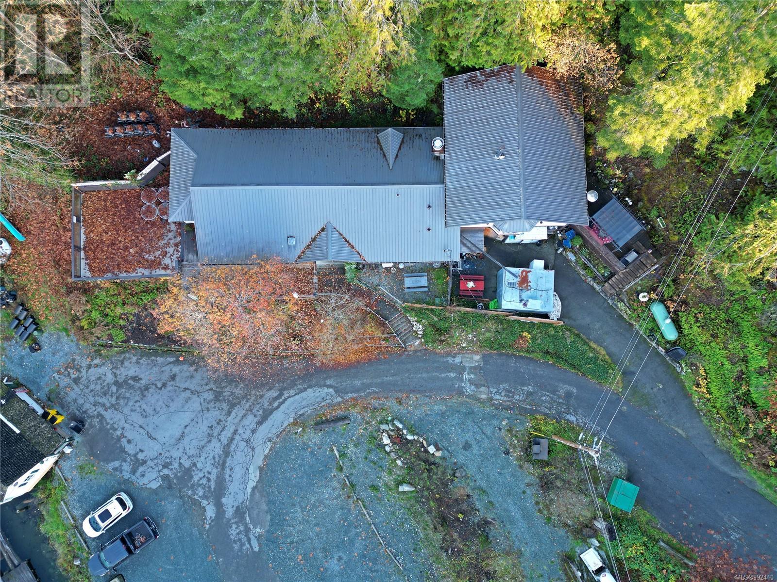 C 8571 Bothwell Rd
