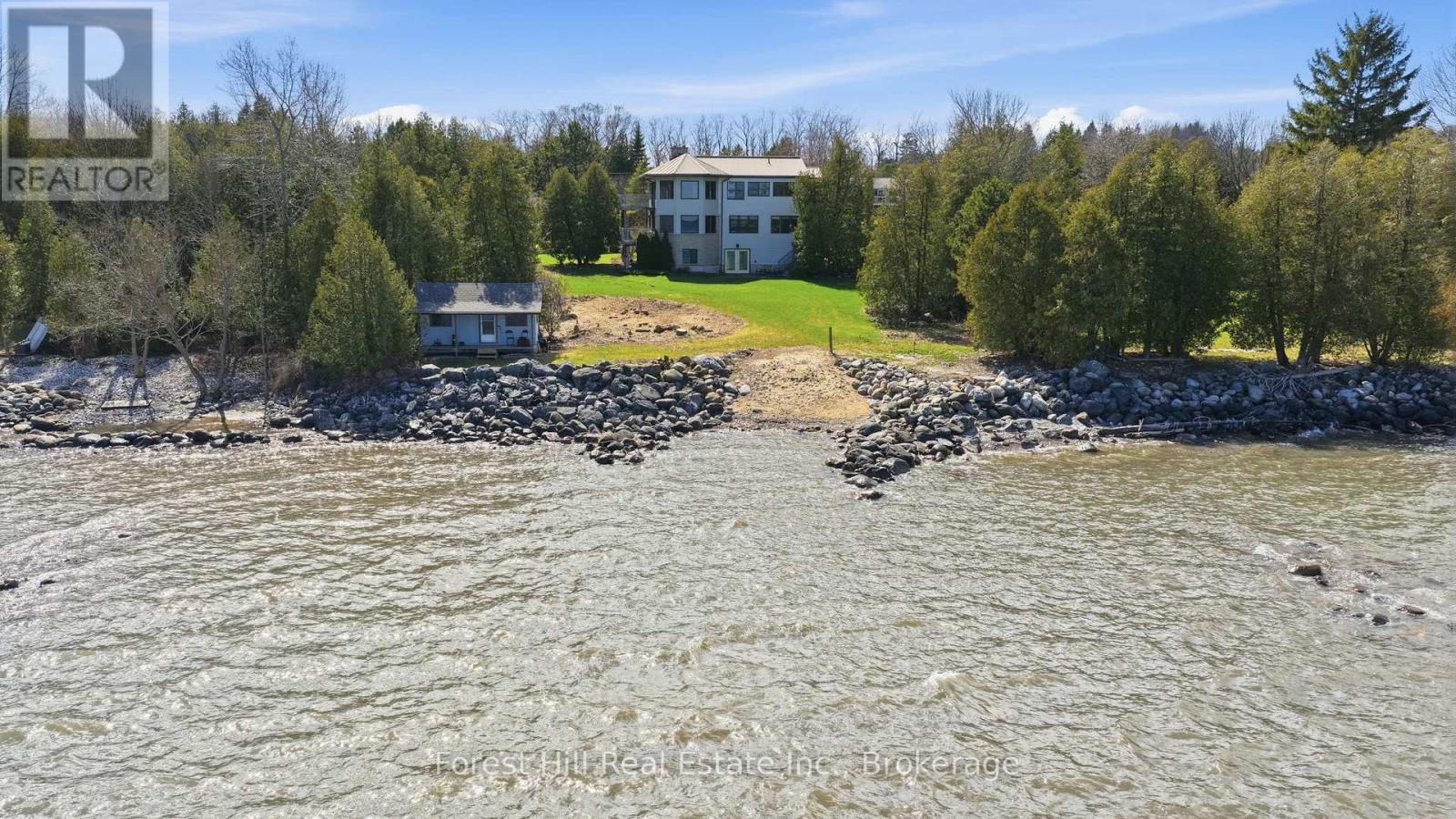 295 LAKESHORE ROAD N