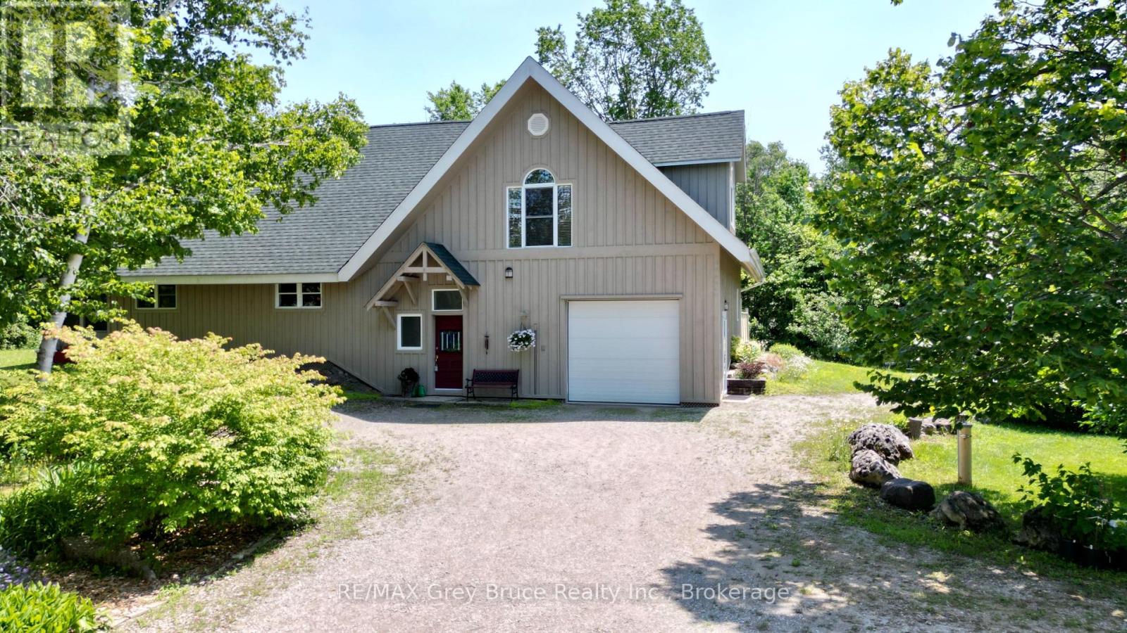 20 MAPLE DRIVE