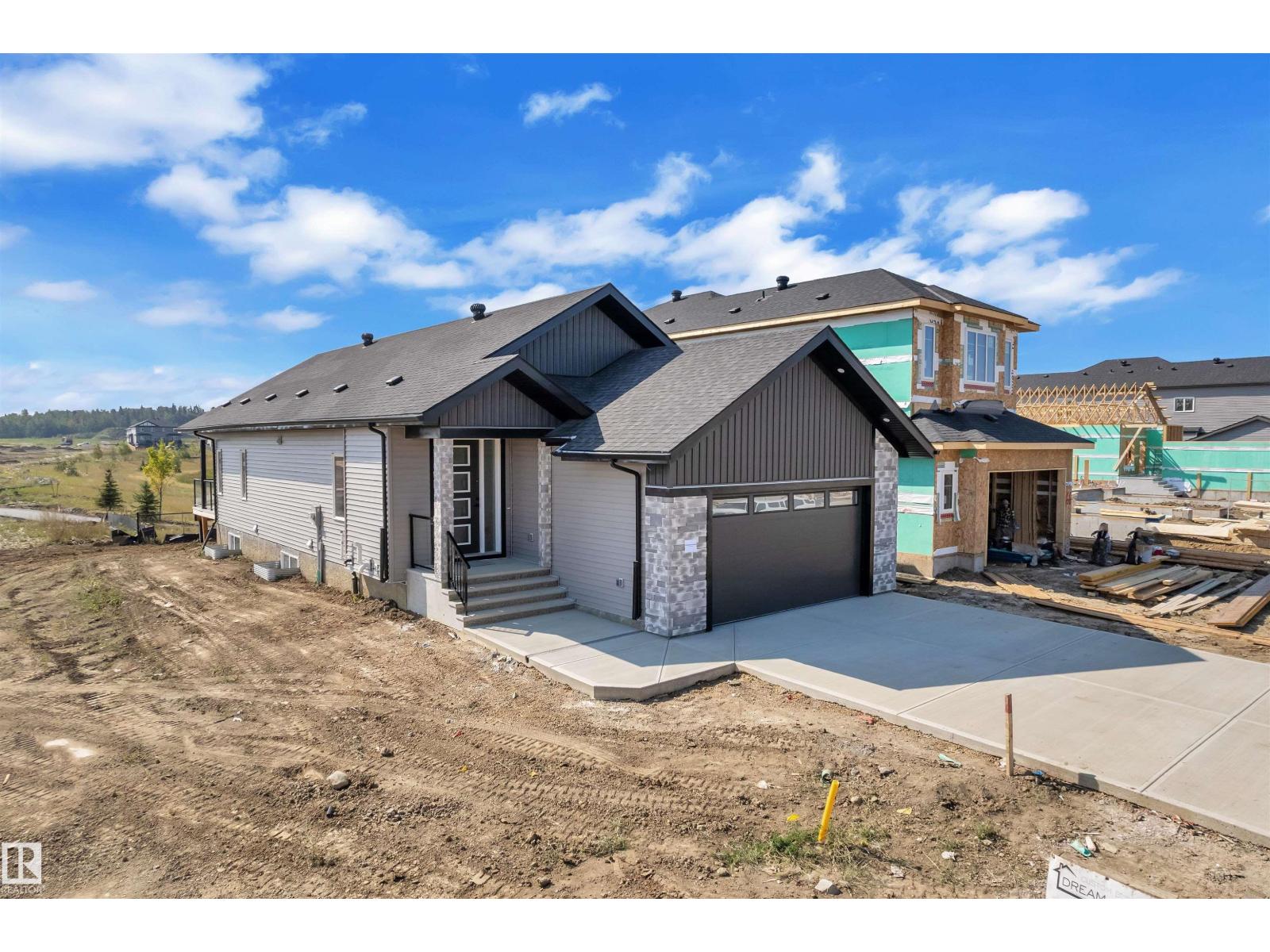 164 Caledon Crescent
