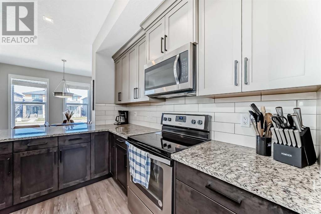 131 & 135 Cornerstone Avenue NE