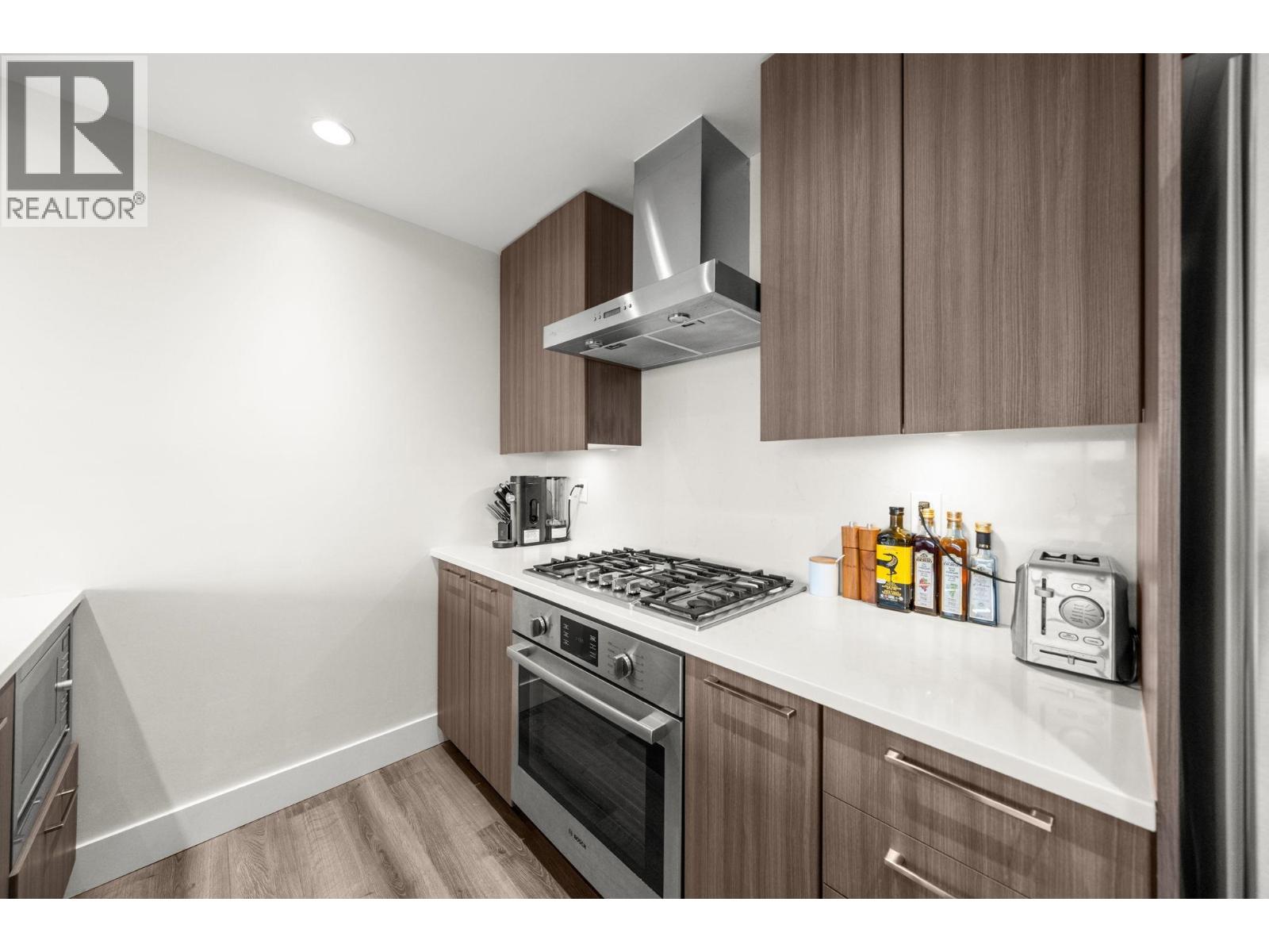 613 10788 NO. 5 ROAD