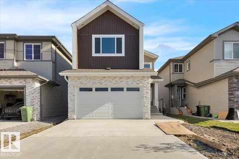 63 WAVERLY WY Fort Saskatchewan AB T8L0Z8