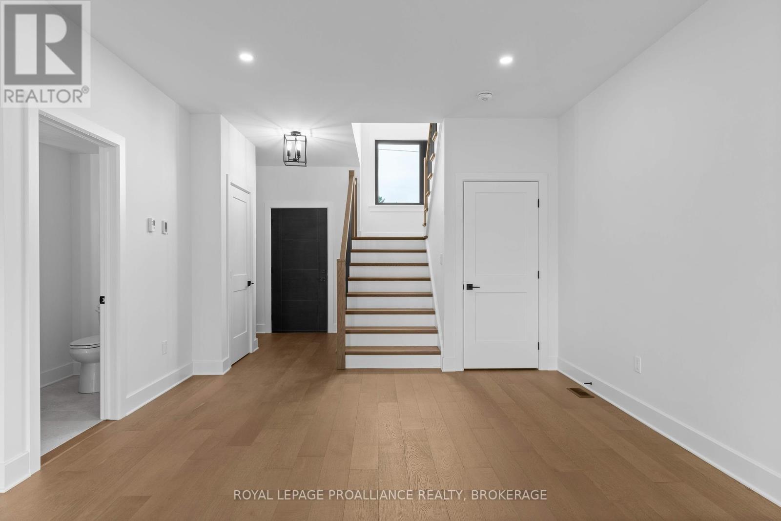 2 PARK CRESCENT