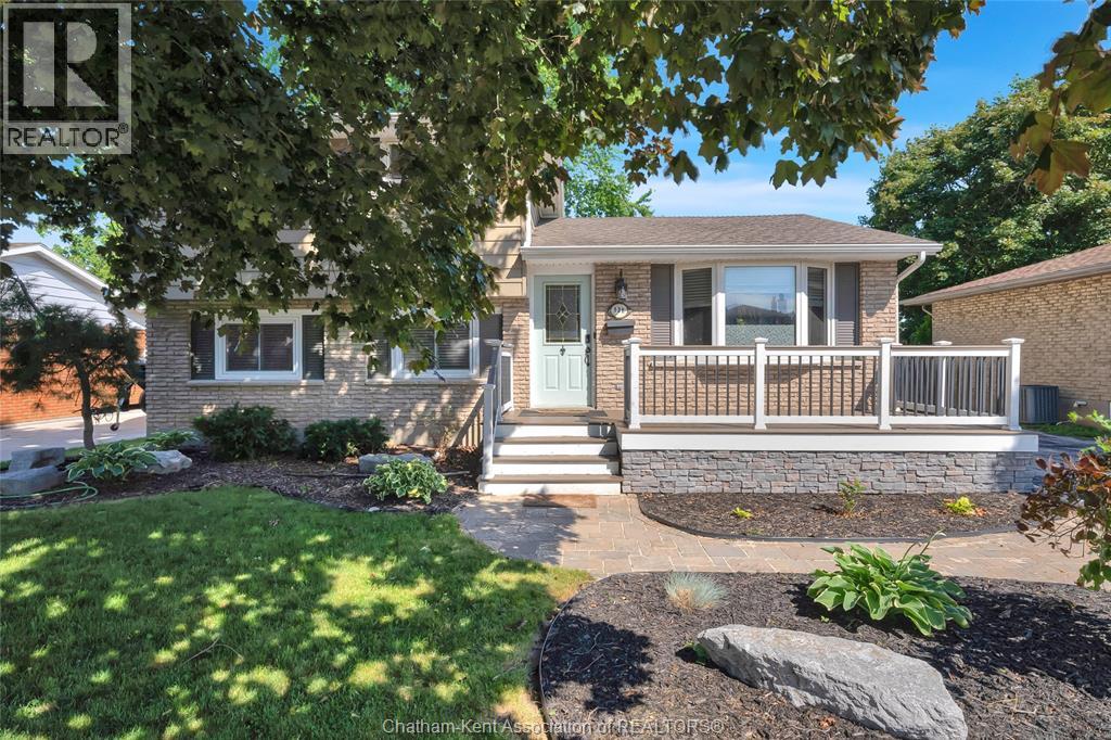 138 Vanier DRIVE