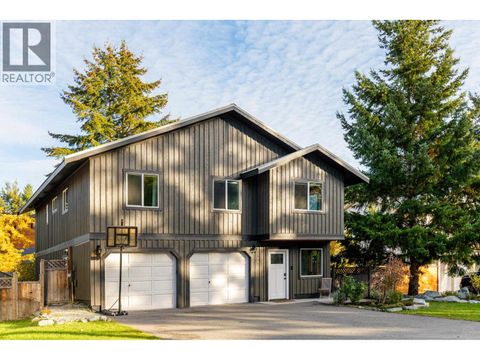 7386 LAUREL STREET Pemberton BC V0N2L0