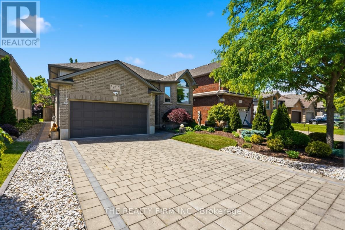 813 LEACOCK WAY