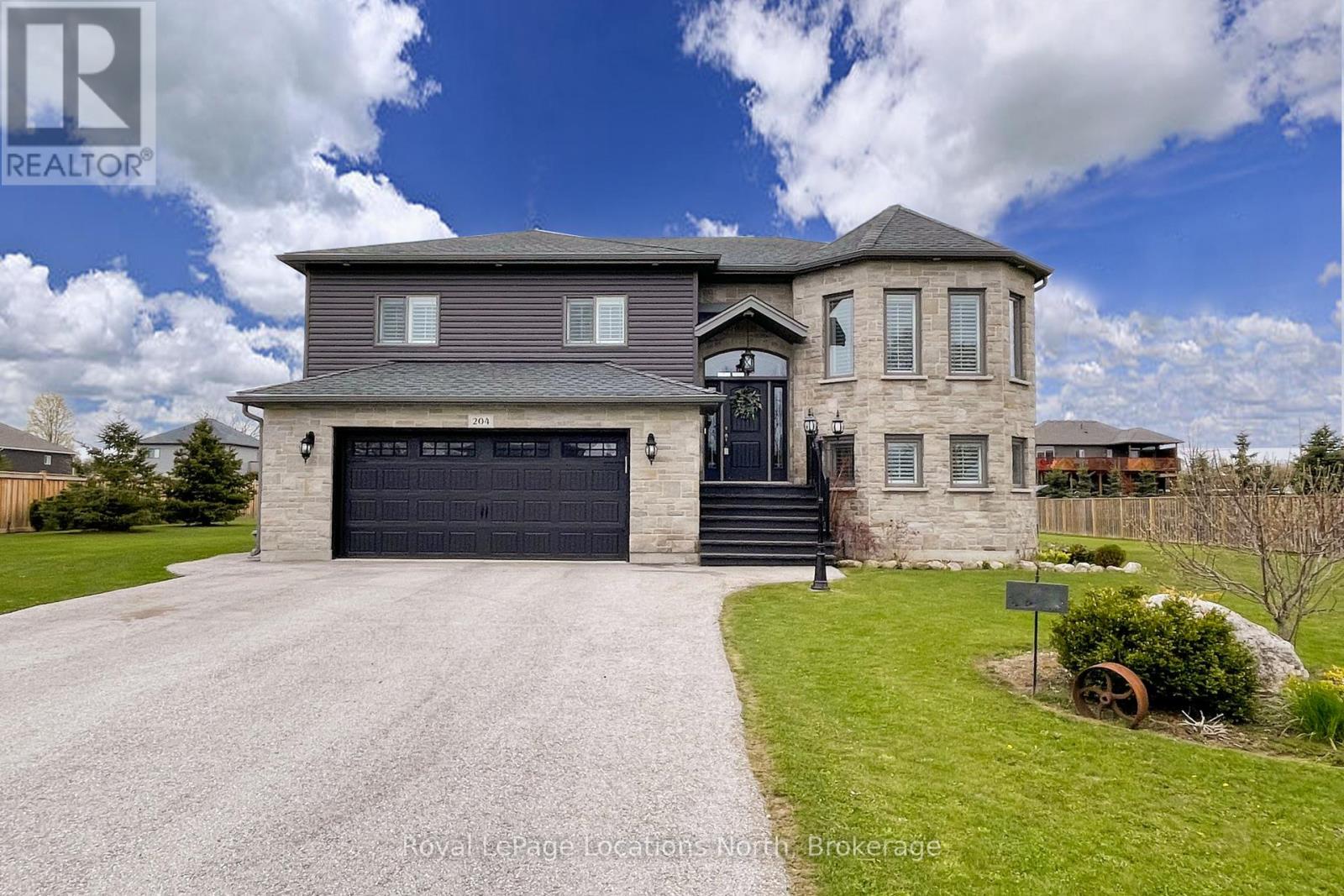 204 MACTAY DRIVE