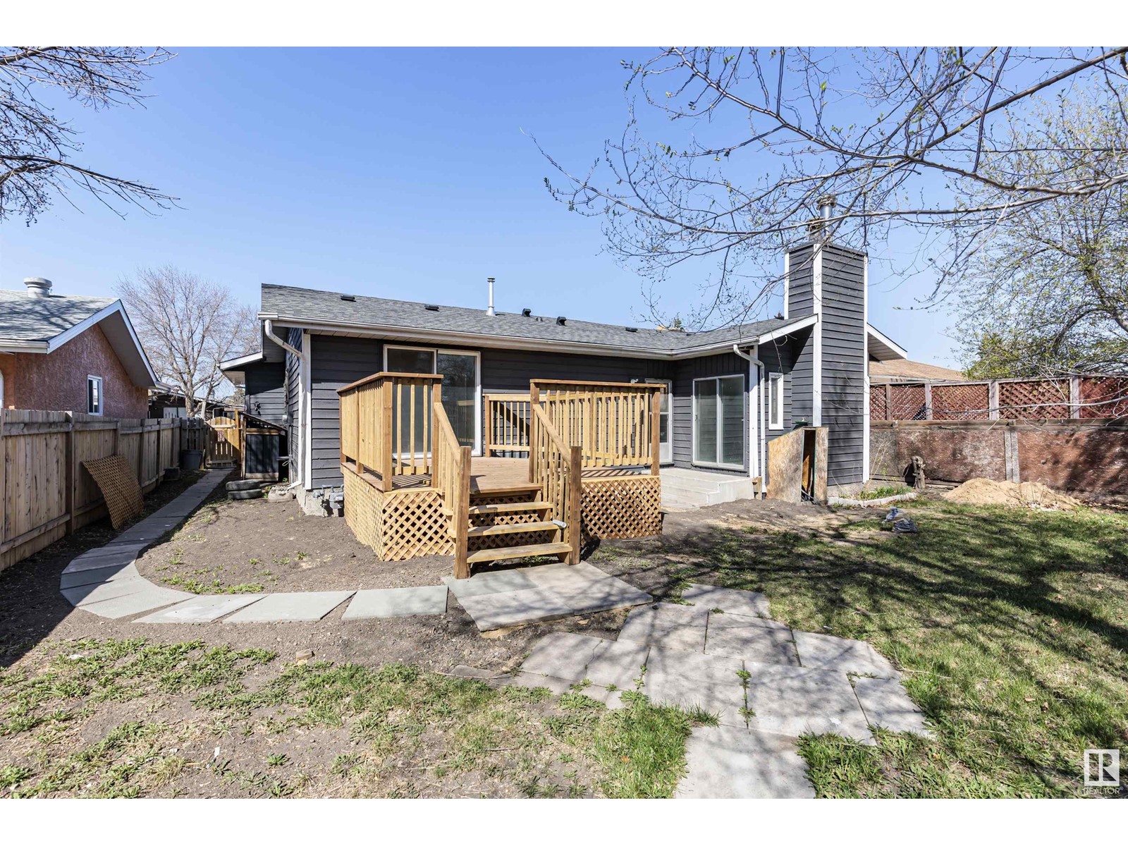 16723 98 ST NW