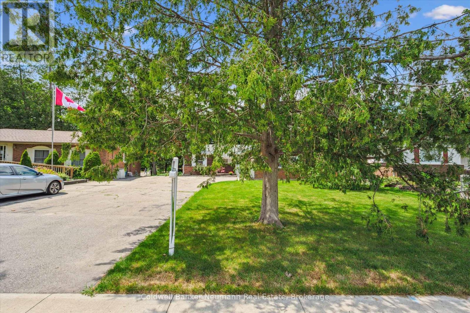 118 MOCCASIN DRIVE