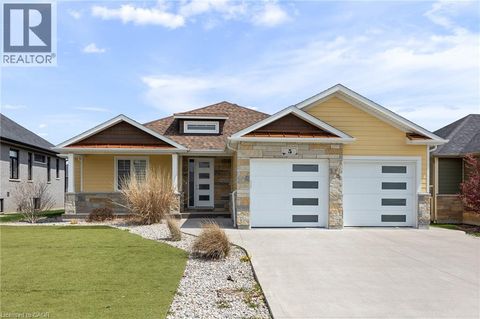 5 FRACAS Court Kingsville ON N9Y0E3