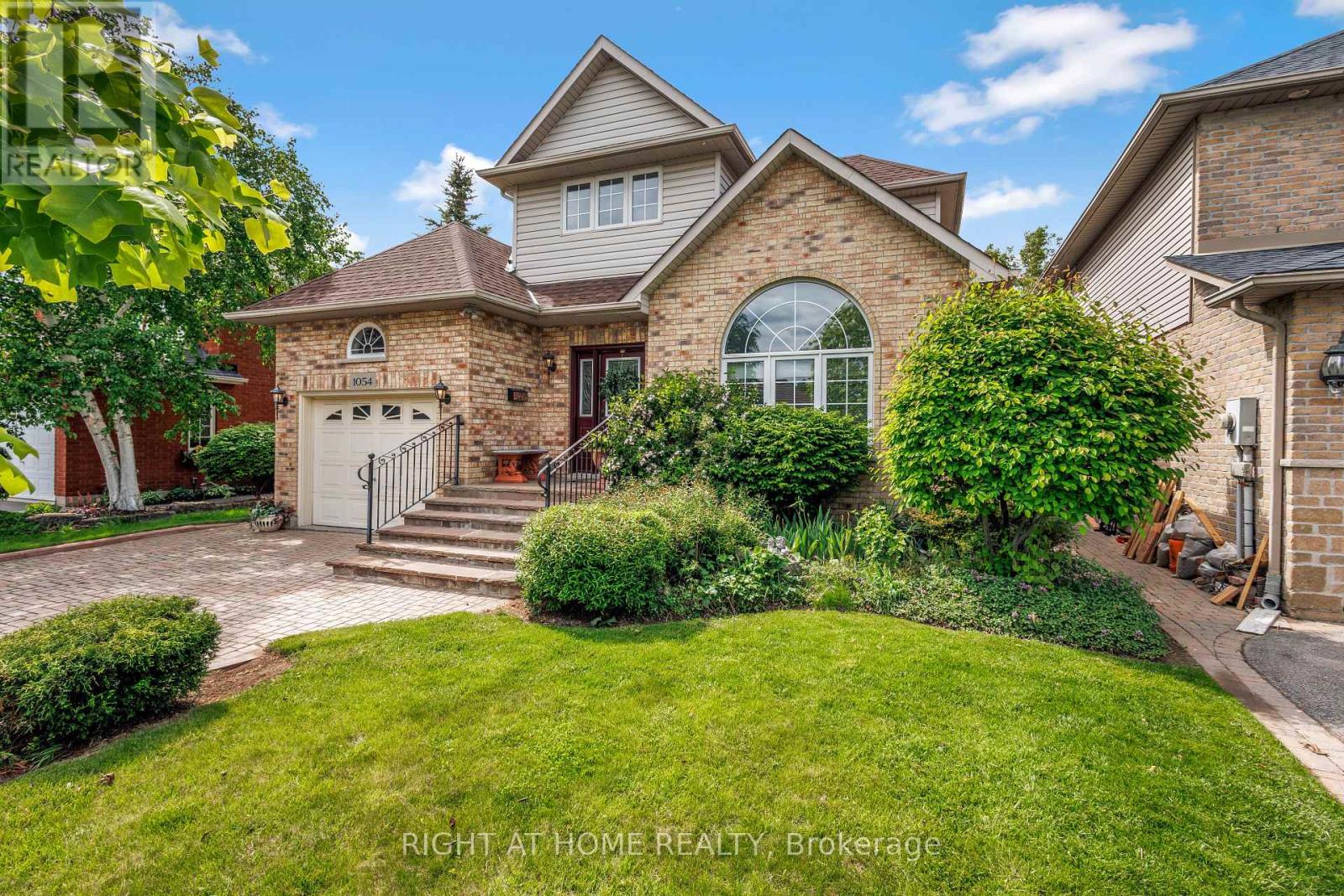 1054 AUGUSTUS DRIVE