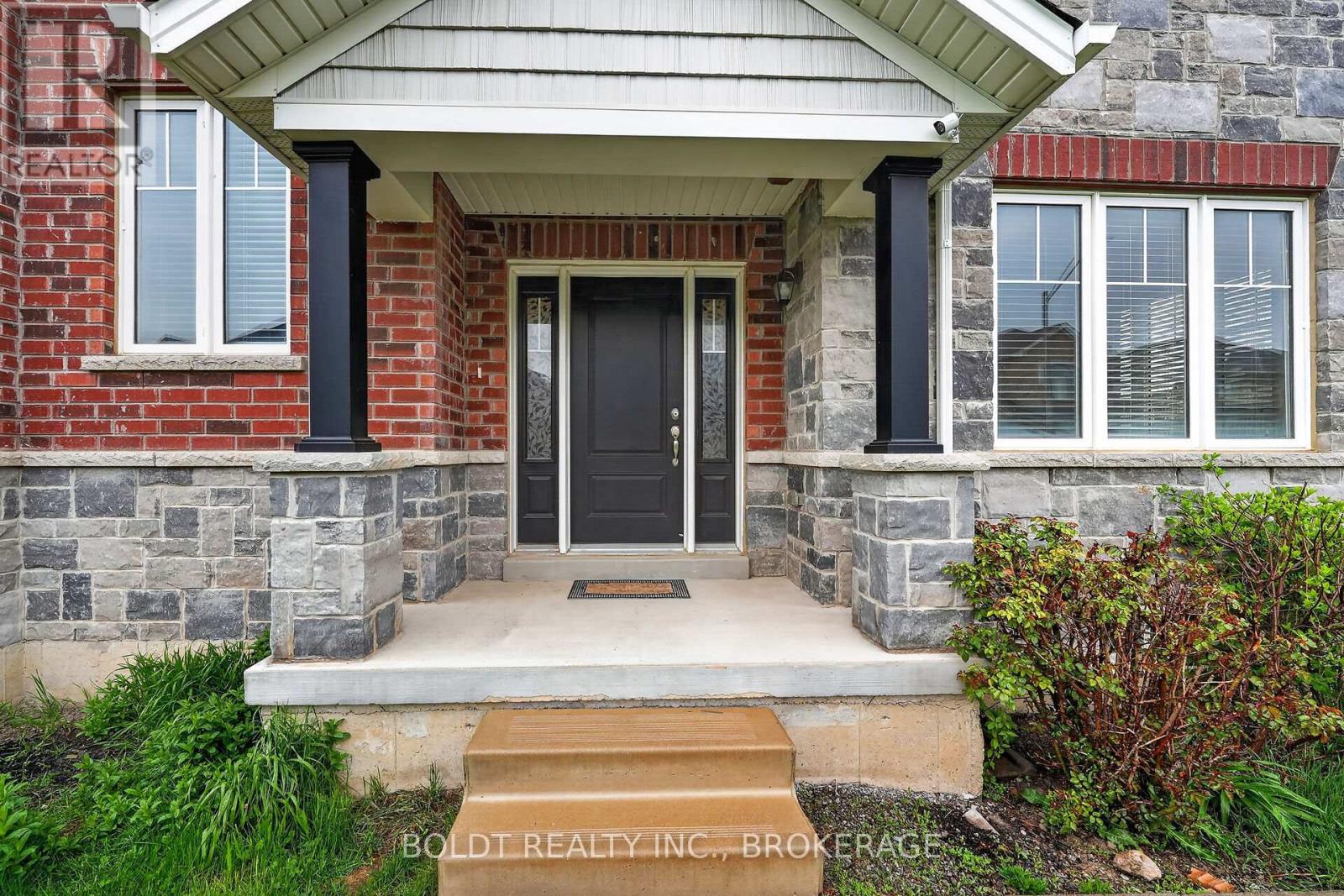 103 HOMESTEAD WAY